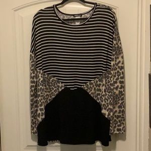 C
HEMISH USA LEOPARD, BLACK, AND STRIPED TUNIC